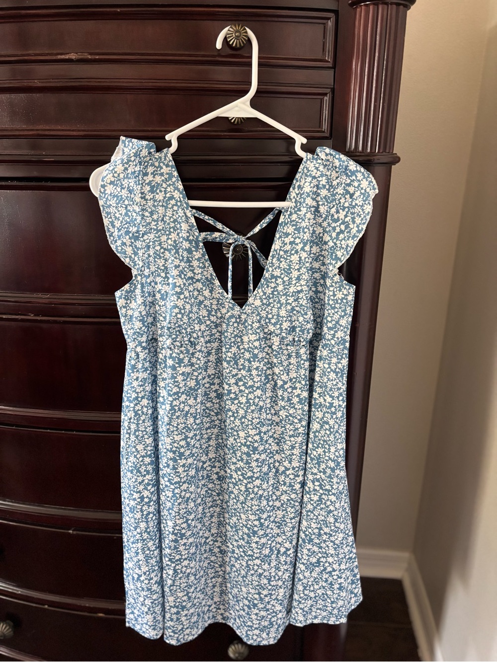 SHEIN Blue Floral Tie-Back Mini Dress